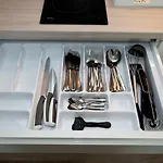 Ikar Z Widokiem Na Morze W Kompleksie Platinium Apartman