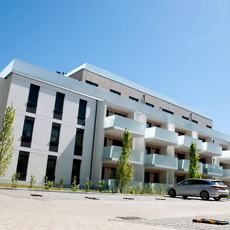 Ikar Z Widokiem Na Morze W Kompleksie Platinium Rewal