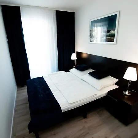 Ikar Z Widokiem Na Morze W Kompleksie Platinium