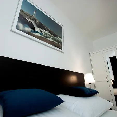 Ikar Z Widokiem Na Morze W Kompleksie Platinium